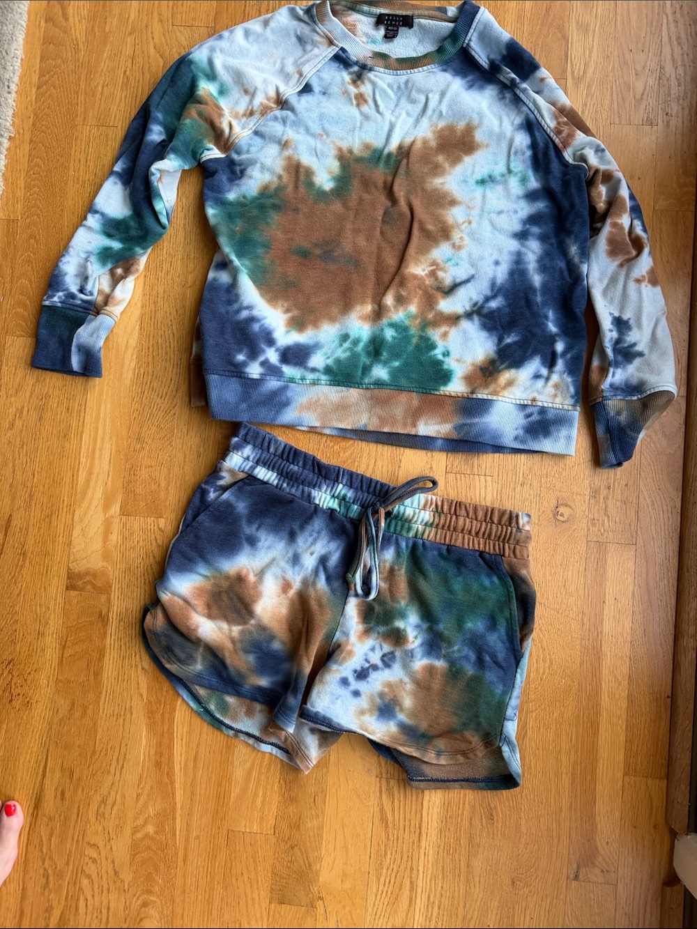 Kelly Renee Tie-Dye set women’s medium - Blue Green Brown